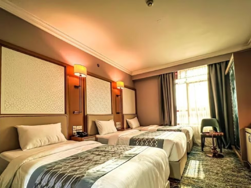 Waqf Outhman Bin Affan Hotel