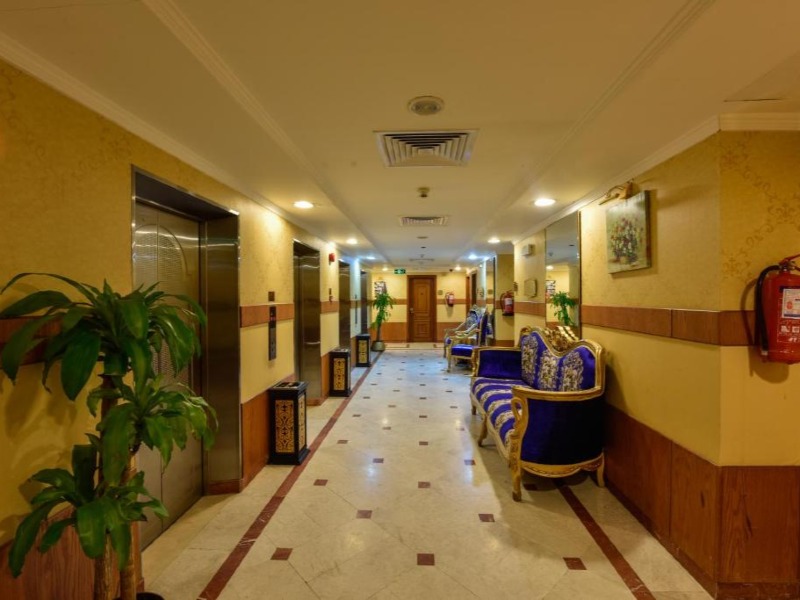 Zowar International Hotel or Similar