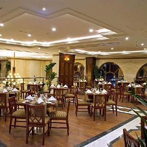 Al Eiman Royal Hotel