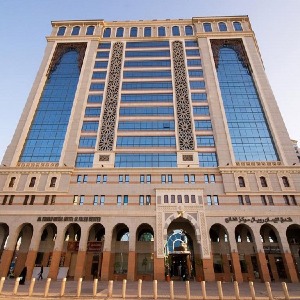 Featured - Al Eiman Royal Hotel