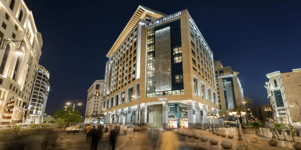 Featured - Al Manakha Rotana